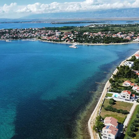 Relex With Pool & Jacuzzi Privlaka (Zadar)