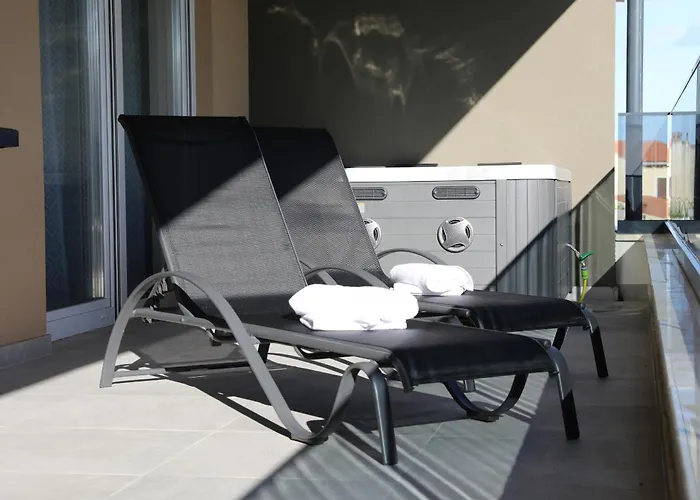 Apartman Relex With Pool & Jacuzzi