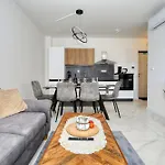 Lejlighed Relex With Pool & Jacuzzi