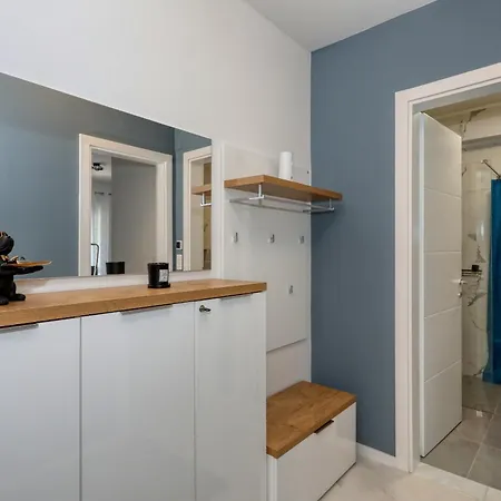 Relex With Pool & Jacuzzi Appartement Privlaka (Zadar)