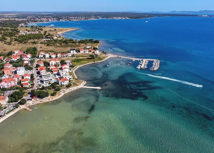 Apartamento Relex With Pool & Jacuzzi Privlaka (Zadar)